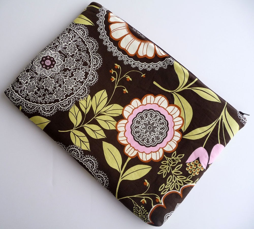 Padded 15 Inch Laptop Sleeve - Amy Butler Lacework in Brown