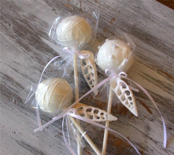 Beach Wedding Cake Pops with a seashell keepsake favor for bridal showers and weddings (24) Il_570xn