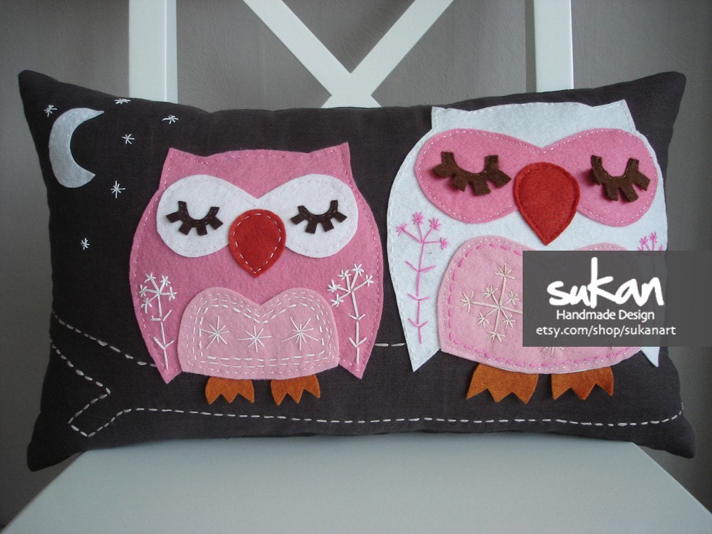 Sukan /  Owls Pillow Cover - 12x20