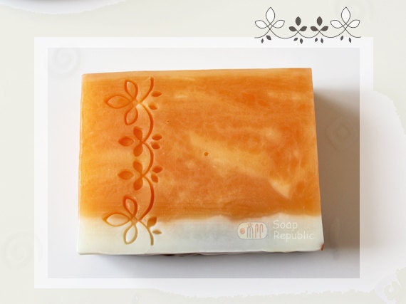 Three Leaves / Acrylic Soap Stamp ( Soap Republic )