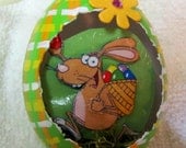 Egg, chicken egg, 3D, Easter, Edwin the Rabbit Eggcettera- Real chicken egg with cute 3D scene inside