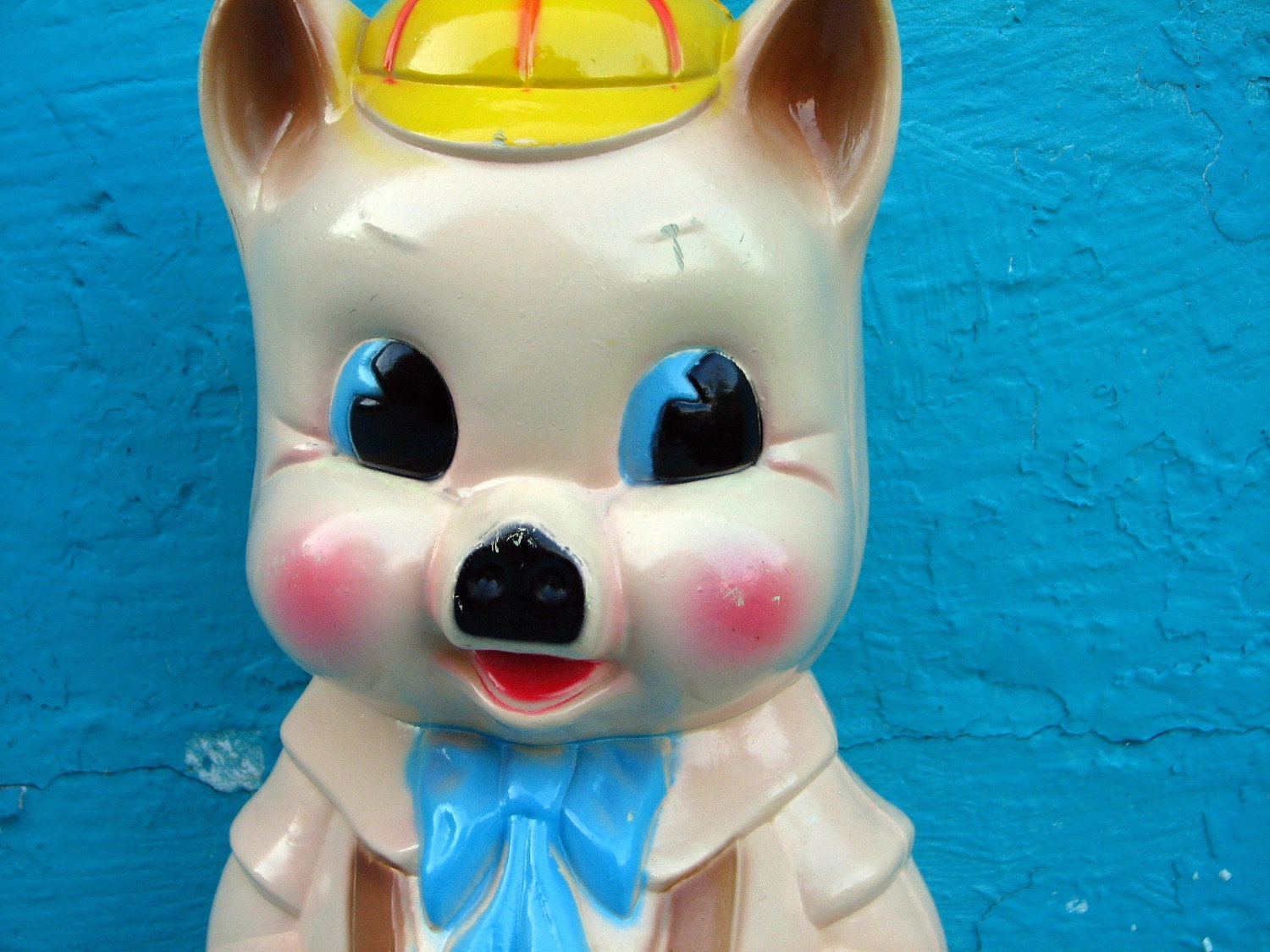 kitschy silvestri carnival prize bank -- porky pig