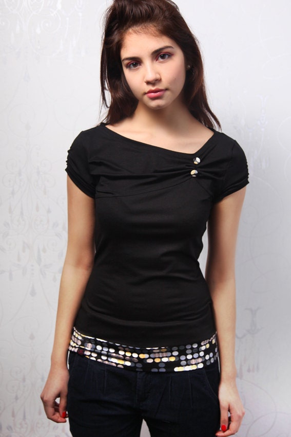 black jersey top - retro dots - buttons