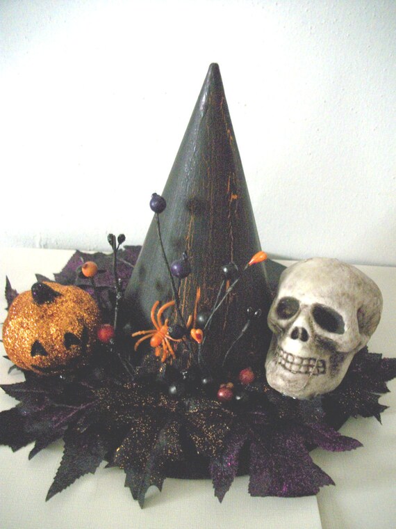 Halloween Witch's Hat Skull Centerpiece