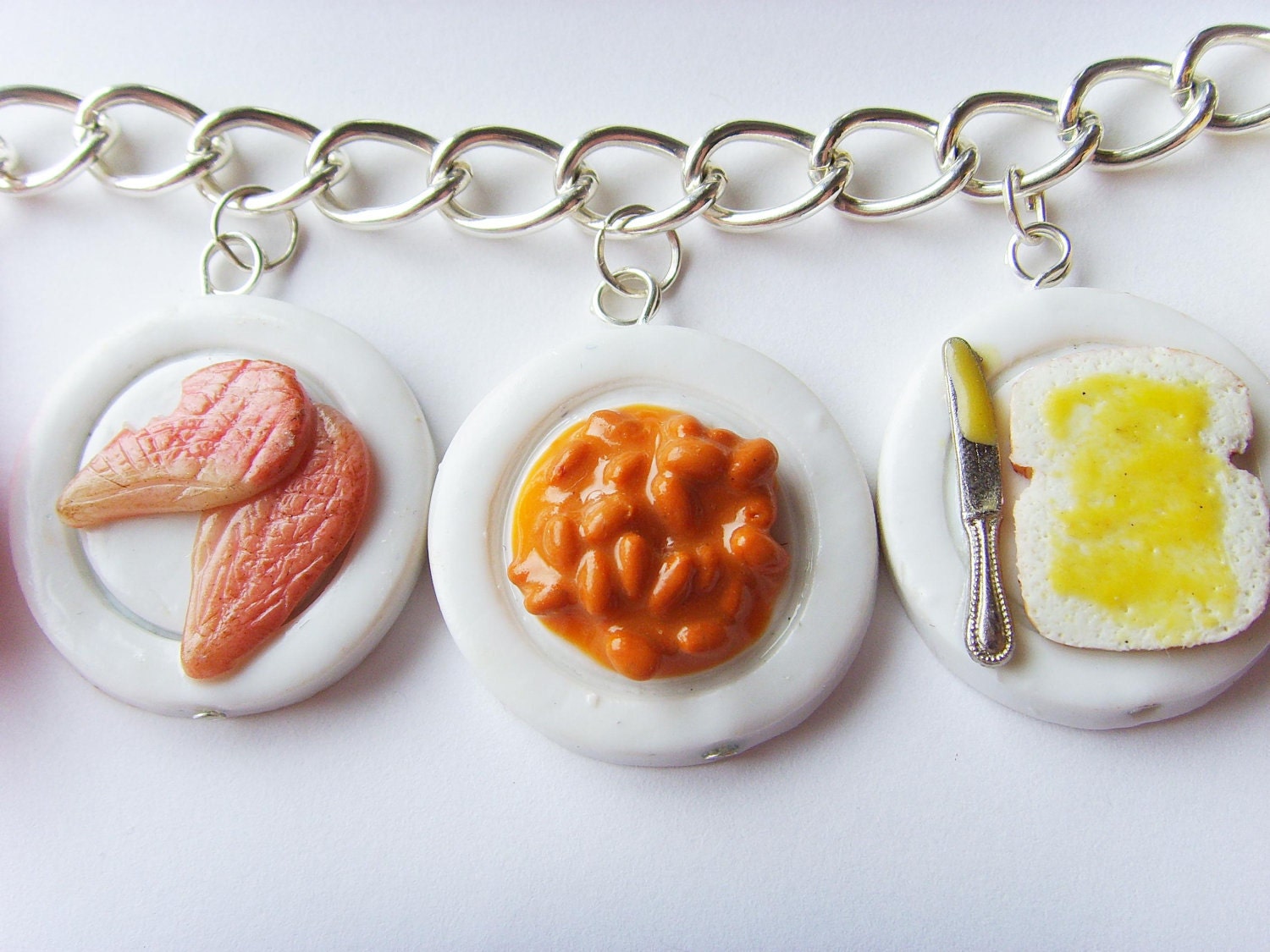 Doctor Who Eleventh Hour Food Bracelet - Fish Fingers & Custard