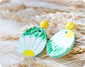 Chamomile earrings. Hand Painted Jewelry. Mint White Flower Earrings. Floral fashion. Bright colors