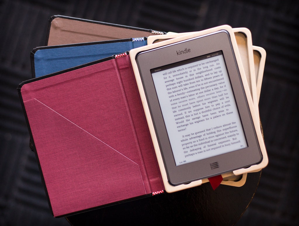 The Mini Keeper for Kindle Touch hard case Black/Cranberry with Pocket Ships Priority 2-3 day