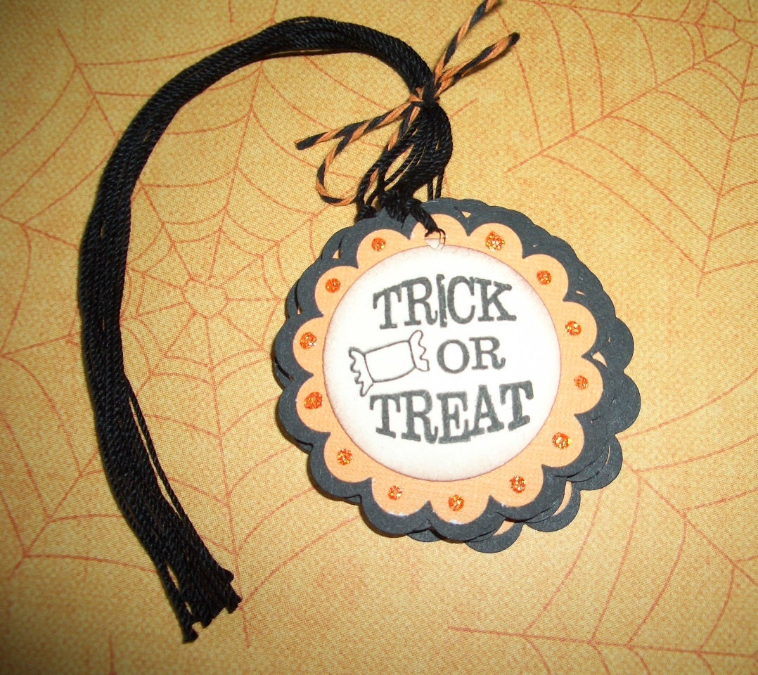 Halloween Gift Tags - Trick or Treat - Glitter - Set of Six