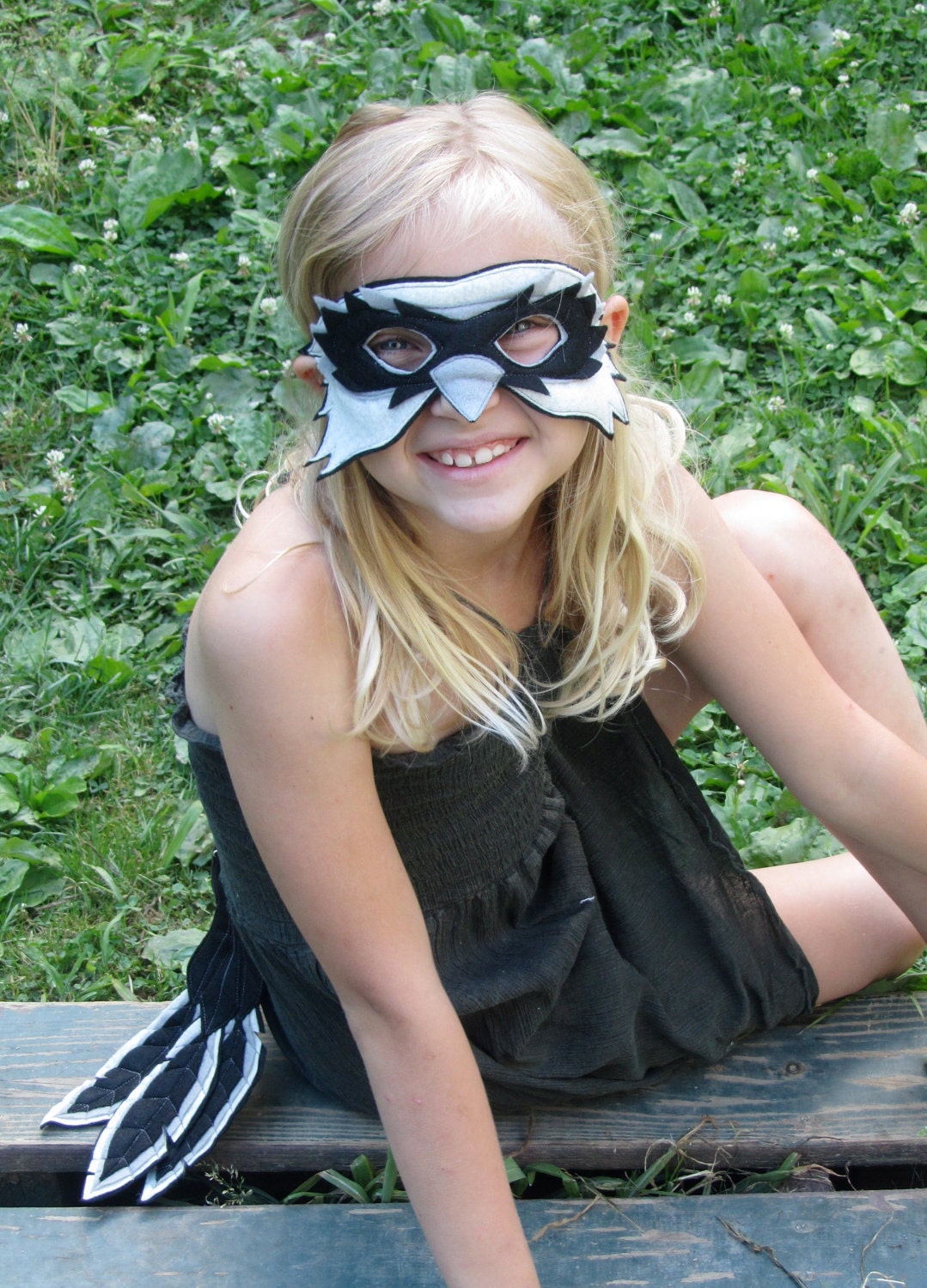 Felt Osprey Mask and Tail Feathers Set