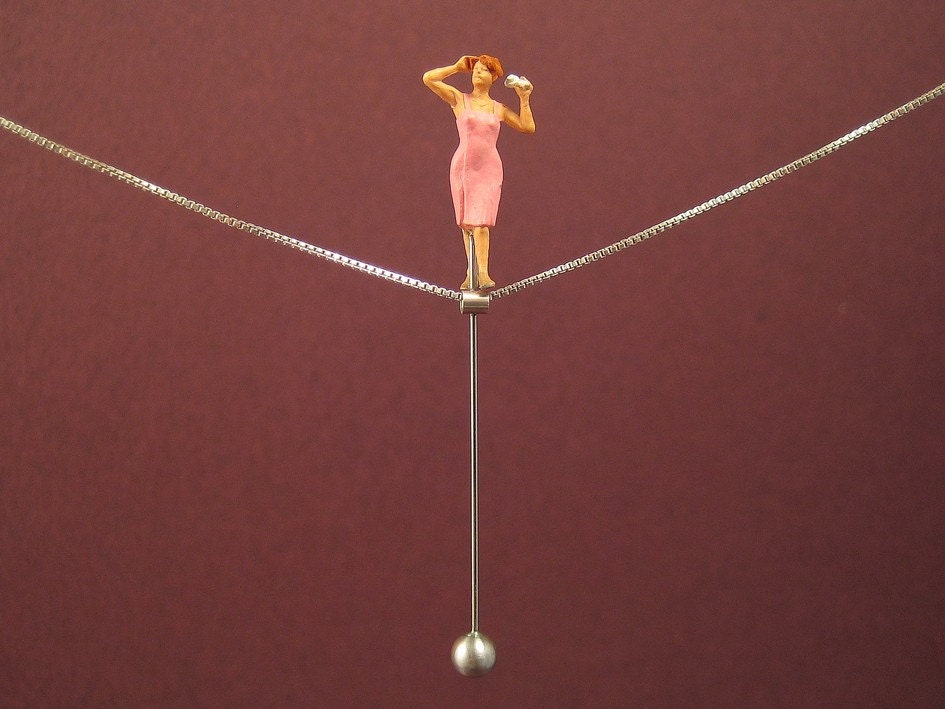 Tightrope walk "MORNING TOILET" - Necklace