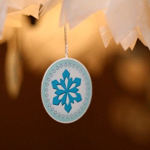 Two Inch Circle Decals from the Flurry of Fun Winter DIY Printable Party Collection by Spaceships and Laser Beams Il_170x135