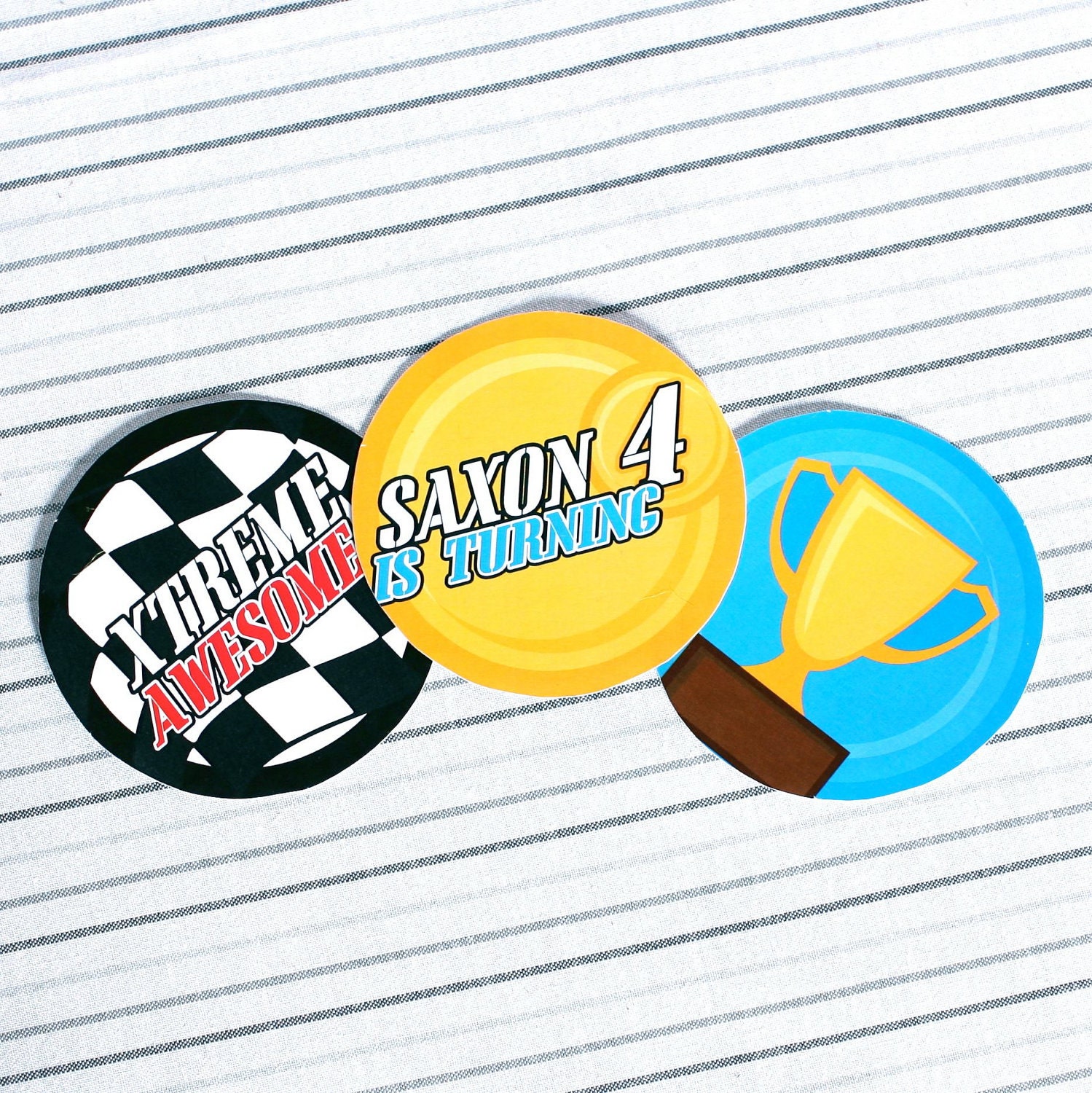 Four Inch Circle Decals from the Xtreme Awesomeness Collection by Spaceships and Laser Beams Il_170x135
