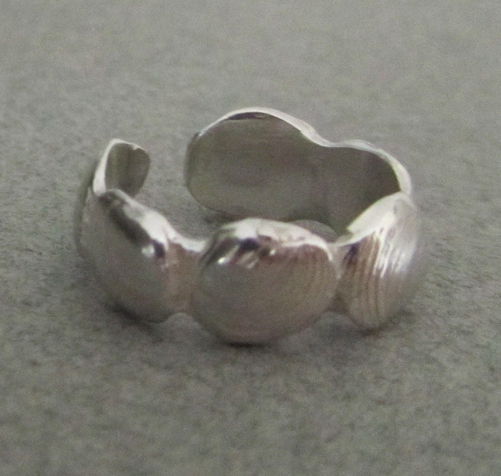 Clam Shell Toe Ring