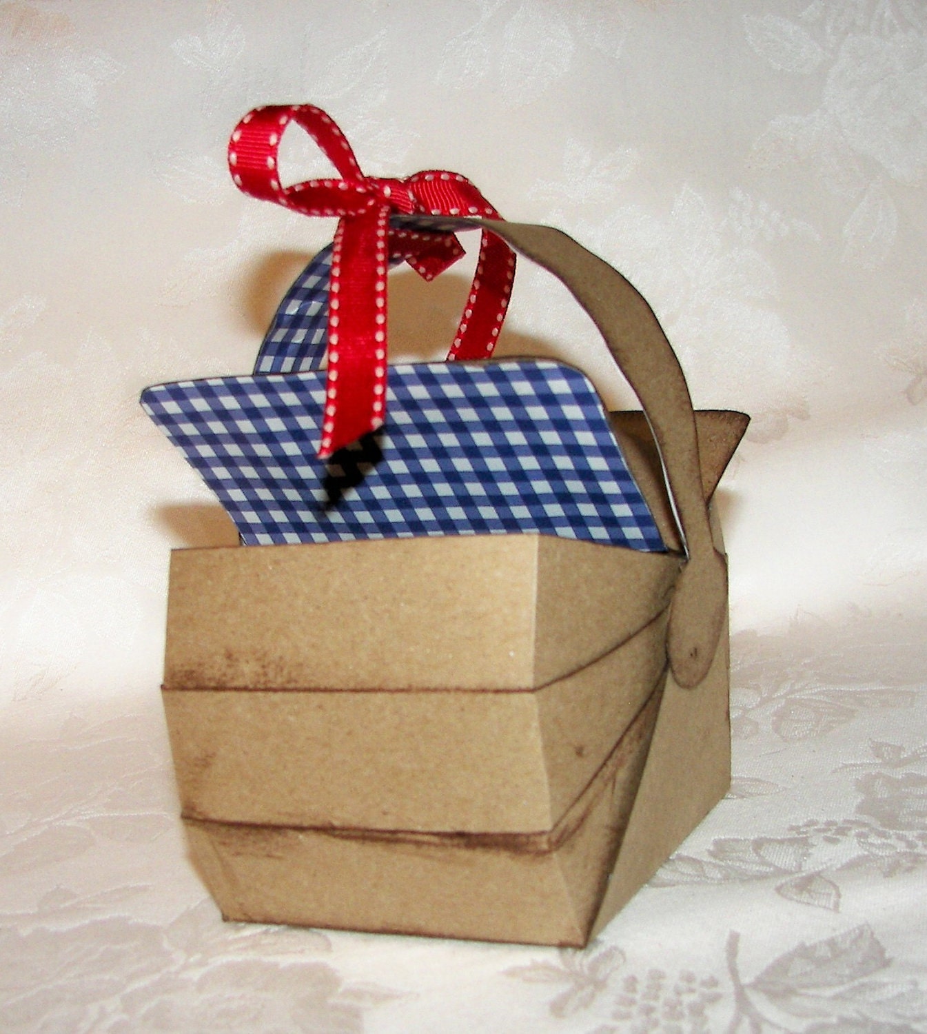 Wizard of Oz Toto's Basket Picnic Basket Gift Box Favor