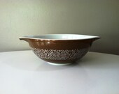 Mid Century Modern Pyrex Mixing Bowl