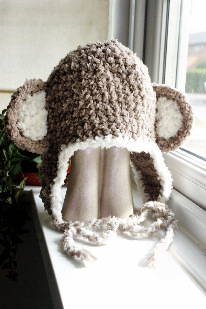 SALE 0 to 3m Newborn Monkey Hat Crochet Earflap Baby Hat Baby Shower Gift Brown Cream Baby Monkey Beanie Monkey Ears Earflap Baby Photo Prop