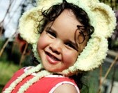 SALE 6 to 12m Baby Daisy Green Flower Hat Baby Girl Flower Bonnet Yellow Spring Daisy Flower Petals - Crochet Baby Hat Flower Photo Prop
