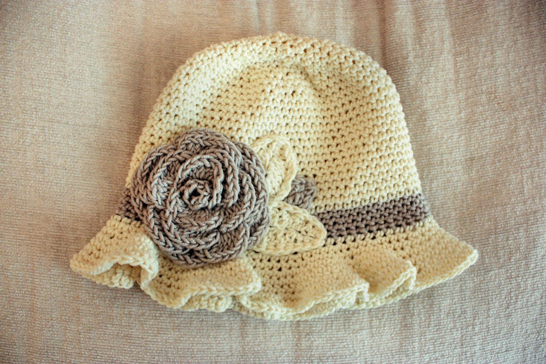 SALE 3 to 6m Summer Sun Hat Baby Flower Hat - Cream Crochet Cloche Hat Rose Flower Leaf Baby Hat Brim Flapper Hat Infant Girl Hat