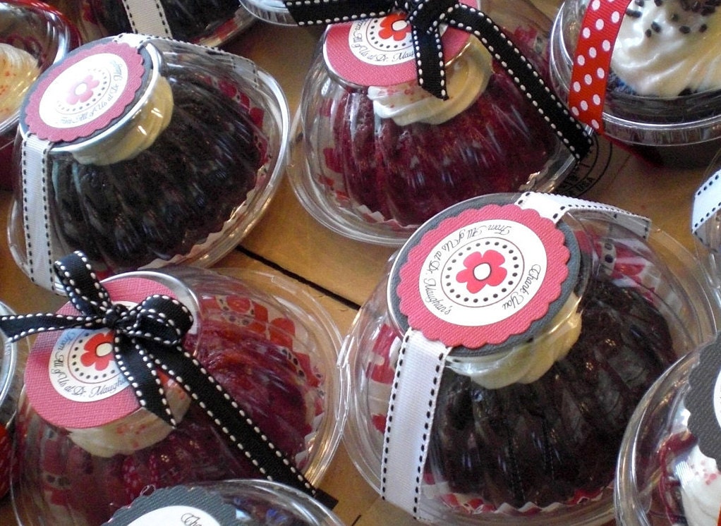96 Clear Plastic Mini Bundt Cake Favor Boxes - Bulk Wholesale Lot