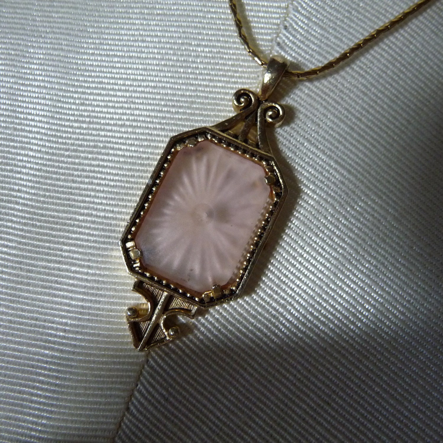 1970s Avon Pink Camphor Glass Necklace 1920s Revival