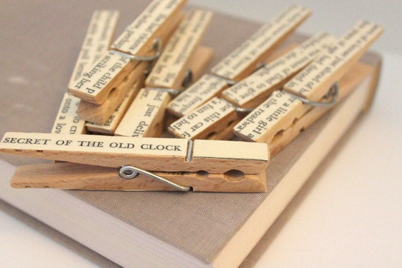 Nancy Drew clothespins - set of 8