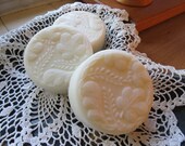 Lavender scented soap in a Floral Leaf design
