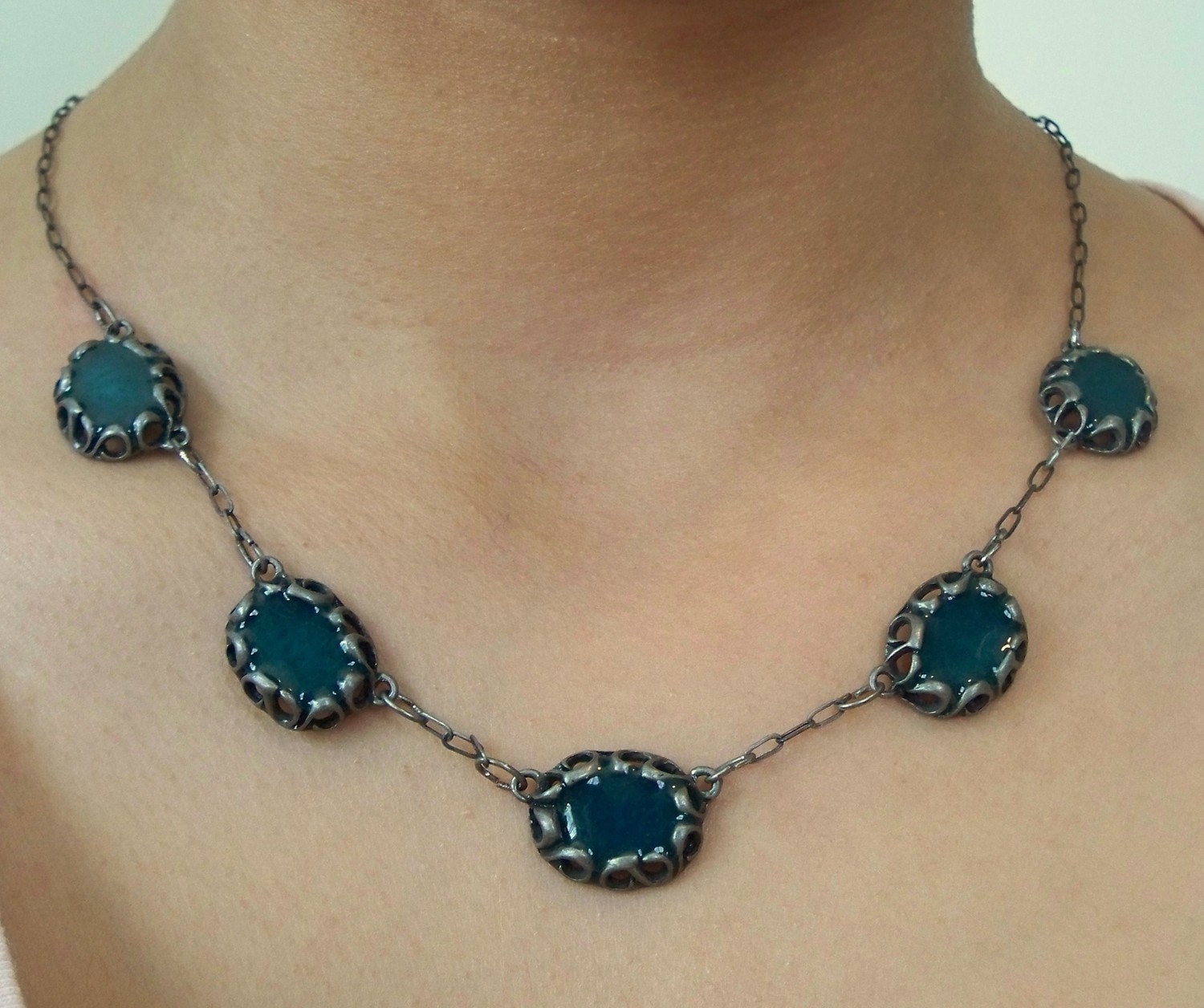 Elegant blue accent necklace