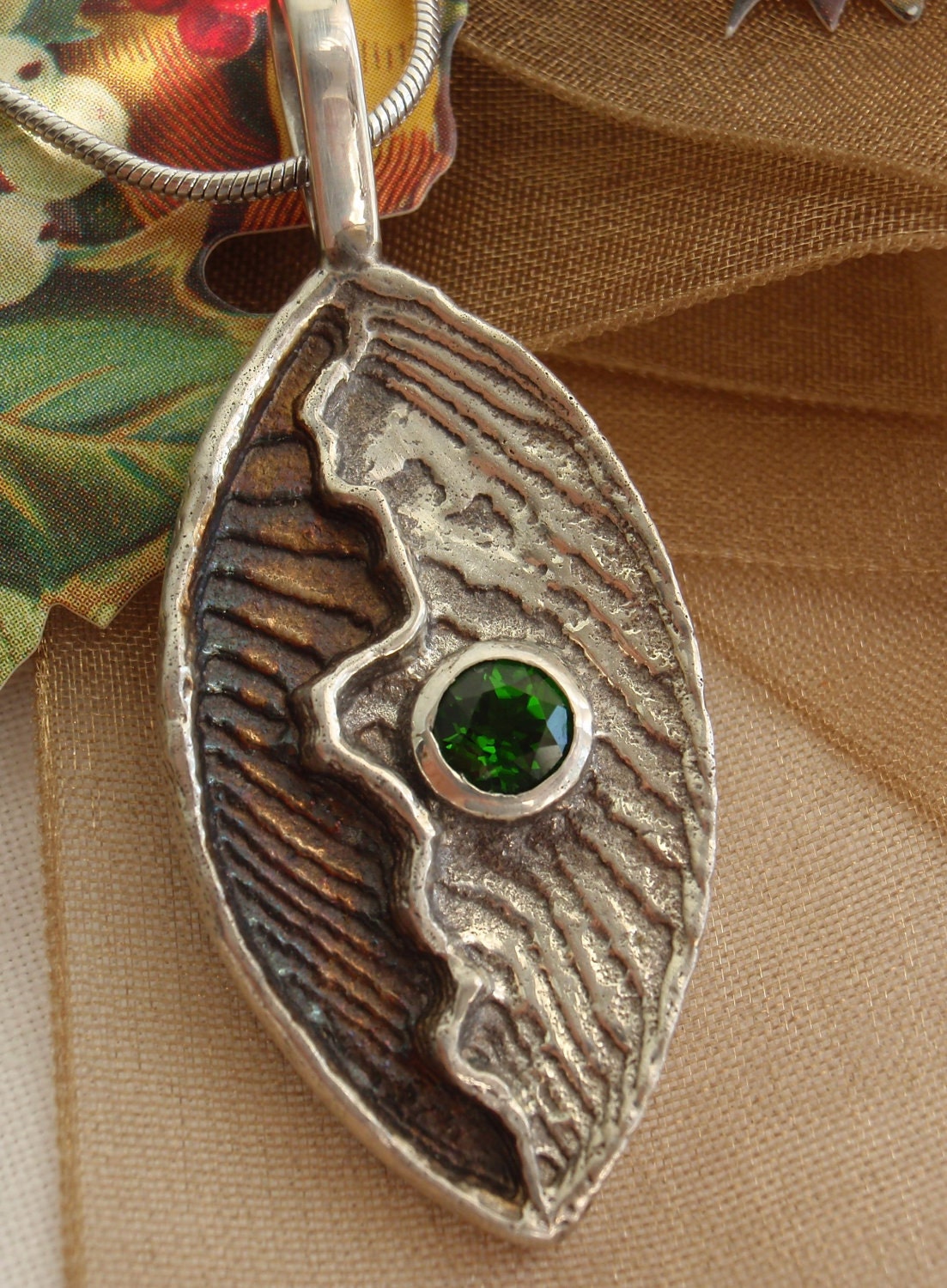 Sterling Silver Necklace Chrome Diopside Cuttlebone Cast