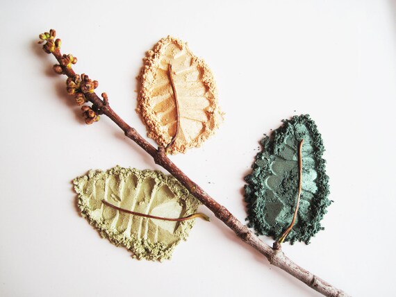 Glorious Green Kit - Set of 3 Pure and Natural Eye Shadows