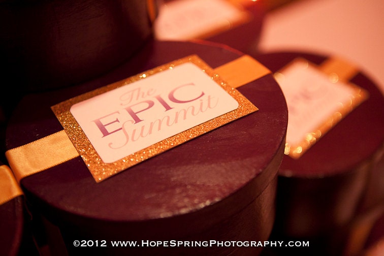 Favor Boxes Customized with your wedding or event Logo