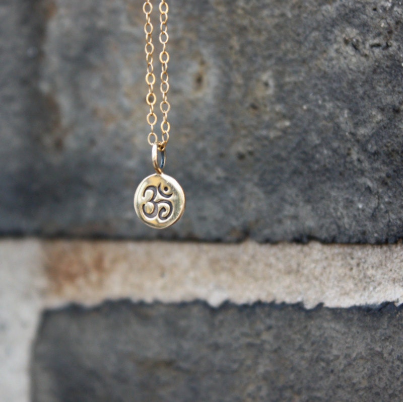 Tiny Om Necklace - Gold Om Charm . Yoga Jewelry . Tiny Charm Necklace . Spiritual Jewelry . Cute Yoga Necklace . Gift for Her