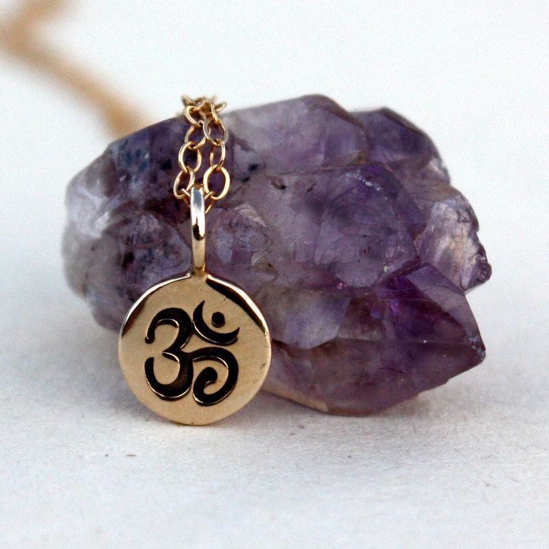 Tiny Om Necklace - Gold Om Charm . Yoga Jewelry . Tiny Charm Necklace . Spiritual Jewelry . Cute Yoga Necklace . Gift for Her