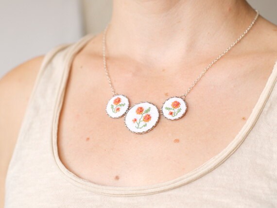 Embroidered floral necklace with silver toned findings