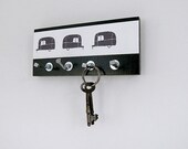 Retro Office Key Holder Trailer MINI: wall office organizer black white key hooks