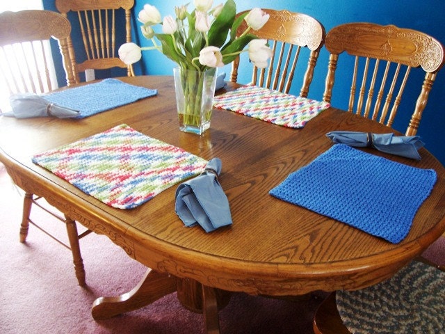 Place-mats Hand Crochet 100 Percent Cotton Yarn 4 Linen Napkins and Napkin rings included