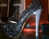 Y. Jaiselle Crystal and Rhinestone Peep toe pumps size 7.5