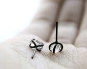 Xx . herkimer diamond oxidized sterling silver post earrings