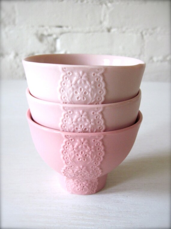 Set of 3 Pink Pink Pink Porcelain Lace Bowls