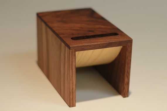 the BOOST unplugged wood iPhone or iPod amplifier