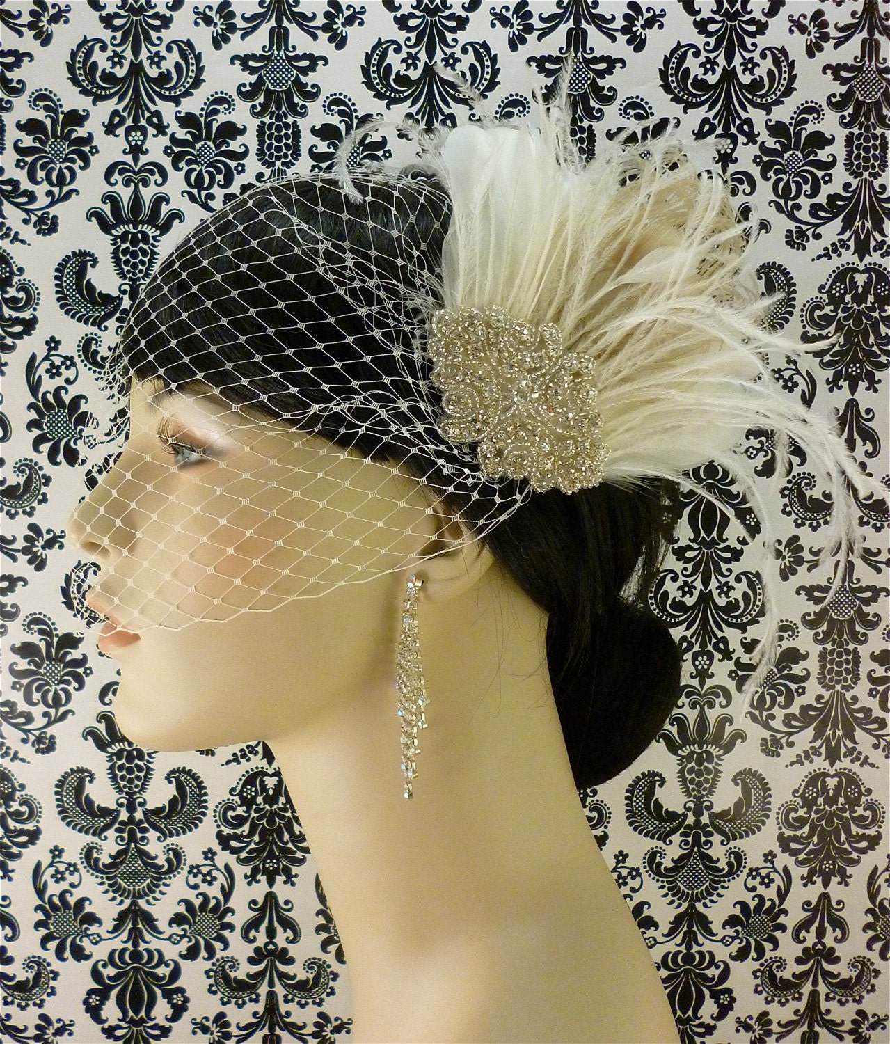 Bridal Fascinator, Feather Fascinator , Wedding Veil, Bridal Headpiece, Rhinestone Hair Clip, Hollywood Bride