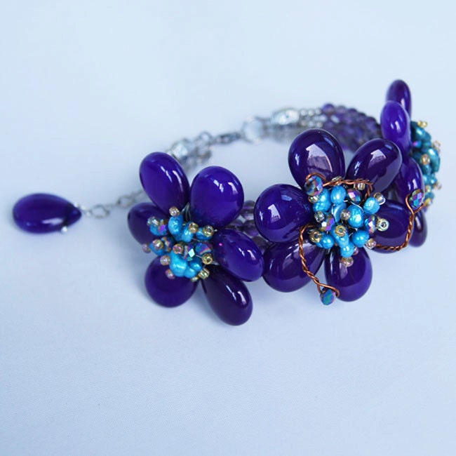 wedding gifts,bridesmaid gifts,bangle bracelet ,beadwork bracelet,Beaded Jewelry, pearl Bracelet