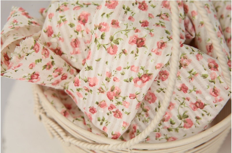 romantic flower wide sheer cotton 1yard (55 x 36 inches) 32970