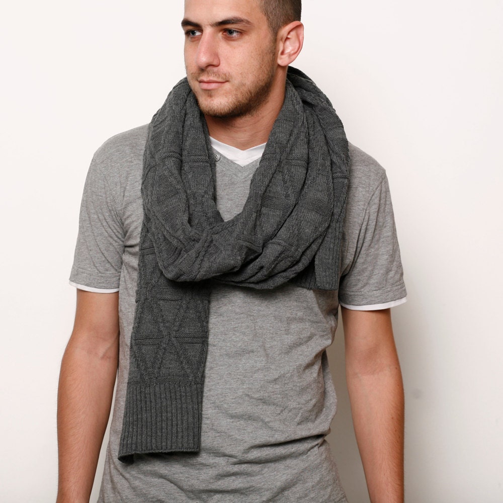 Grey men knitted wool scarf-  extra long - AndyVeEirn