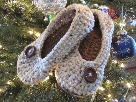 Crochet Slippers, Womens crochet slippers, tan flecks and cafe, Oma Slippers, custom made