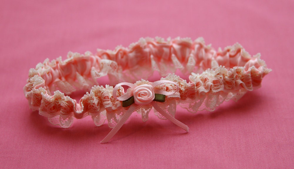 Pink lace toss garter - Ready to ship