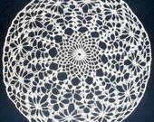 Medium Round Silk Nylon Blend Doily