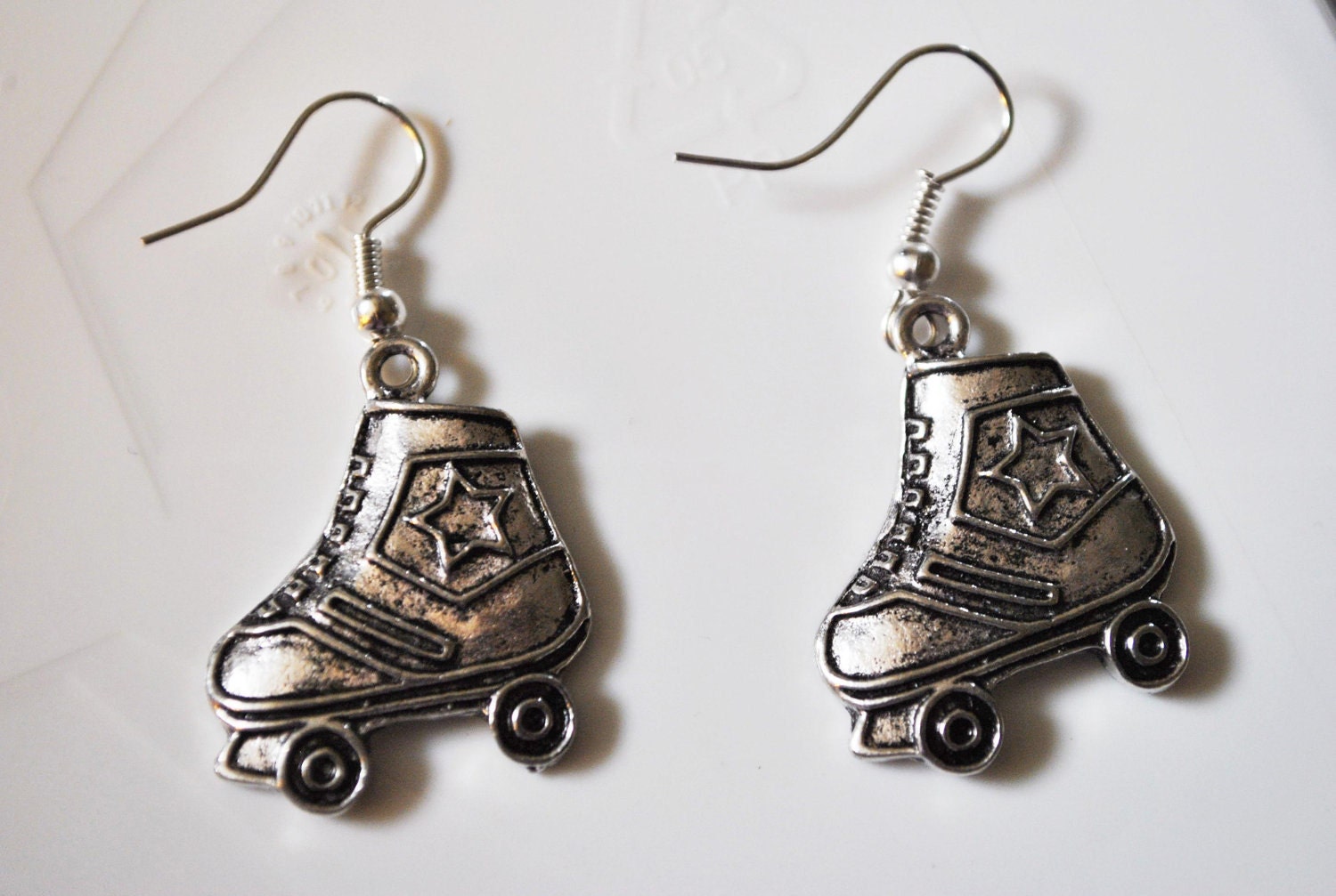 Chunky Roller Skates Earrings in Silver  Retro 80s