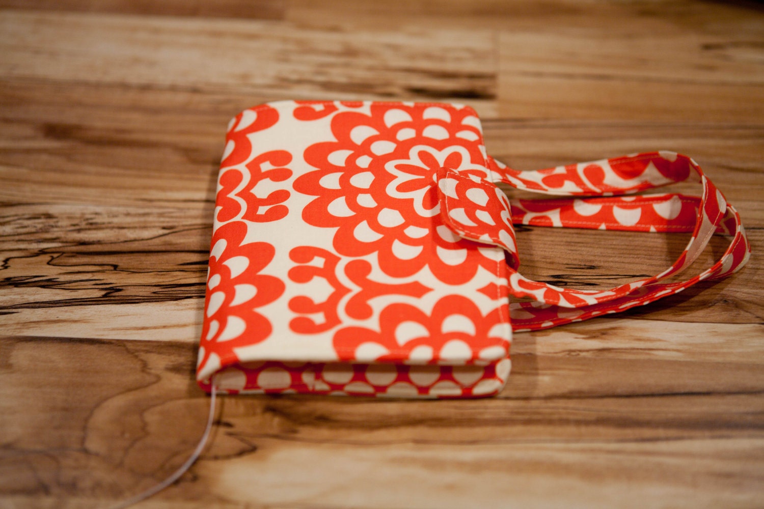 Bible cover, book cover- Amy Butler Wallflower, red, ivory