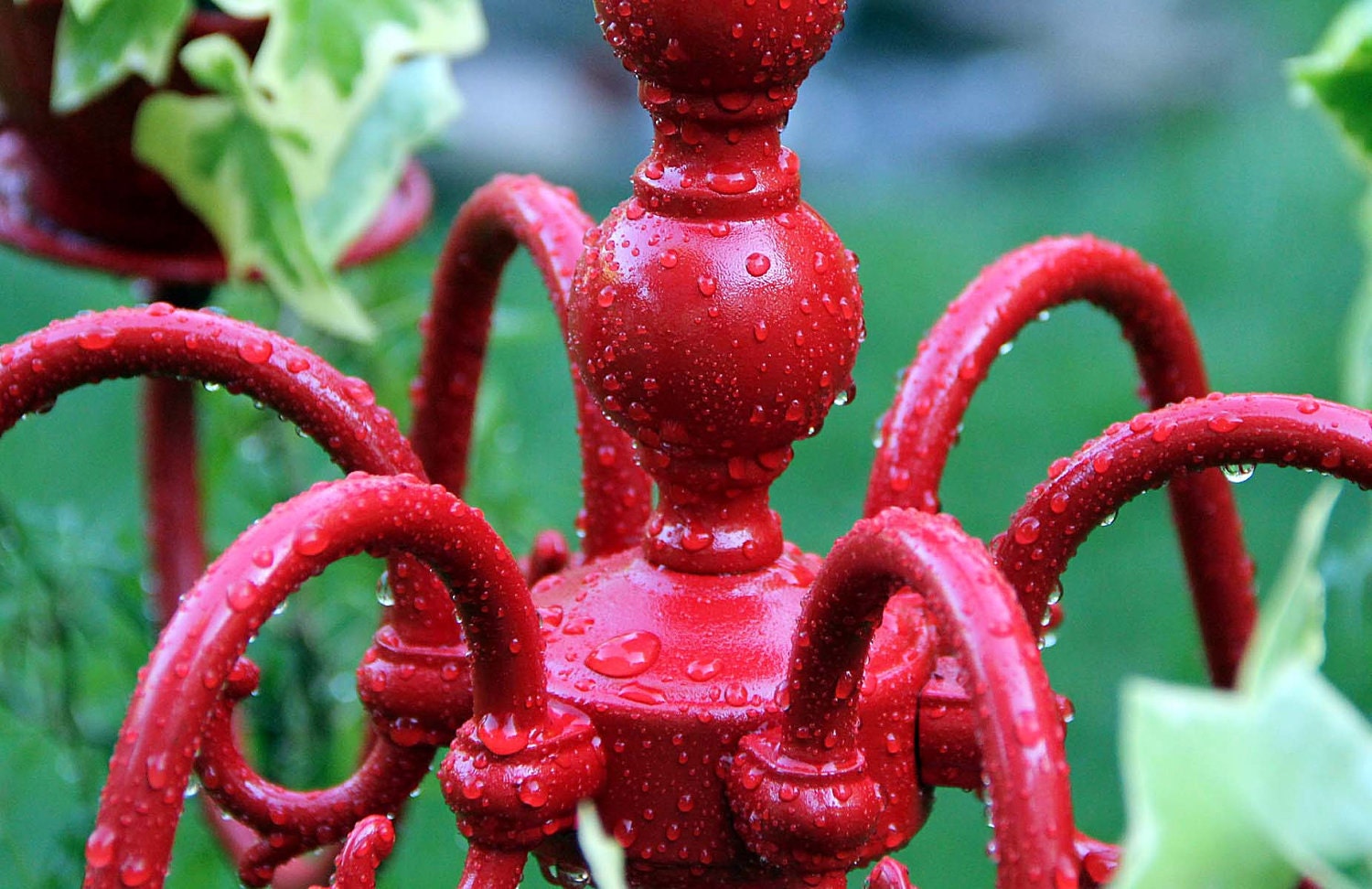 Romantic Red ---- SALE ---- Cottage Chic Planter Chandelier