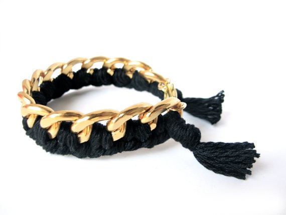 Woven Friendship bracelet in BLACK